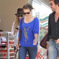 Olivia Wilde goes for lunch with friends in Los Feliz | Picture 64468